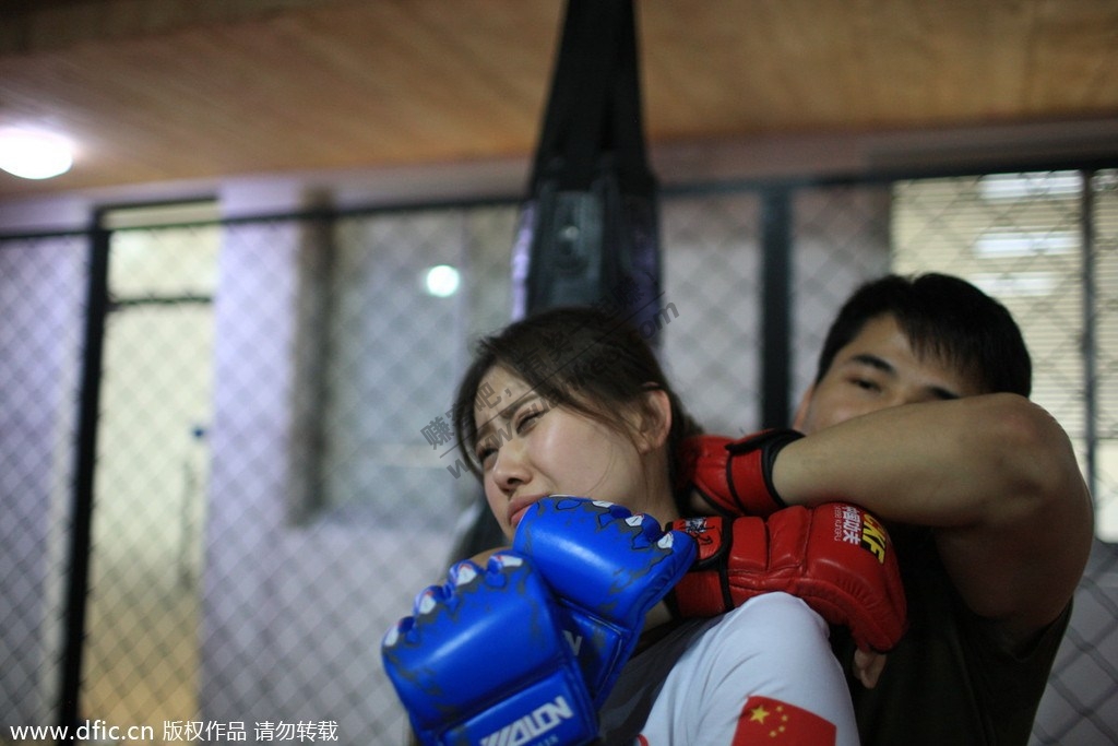 打她!中国职业女<em>杀手</em>秘密训练基地曝光!残酷特