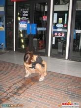 高清:<em>街头</em>比基尼靓妹互殴,<em>胸罩</em>裤衩乱飞,尼玛太